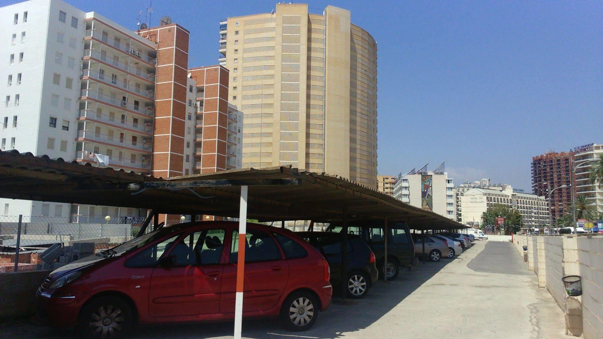 Blue Sky Apartment Benidorm Buitenkant foto